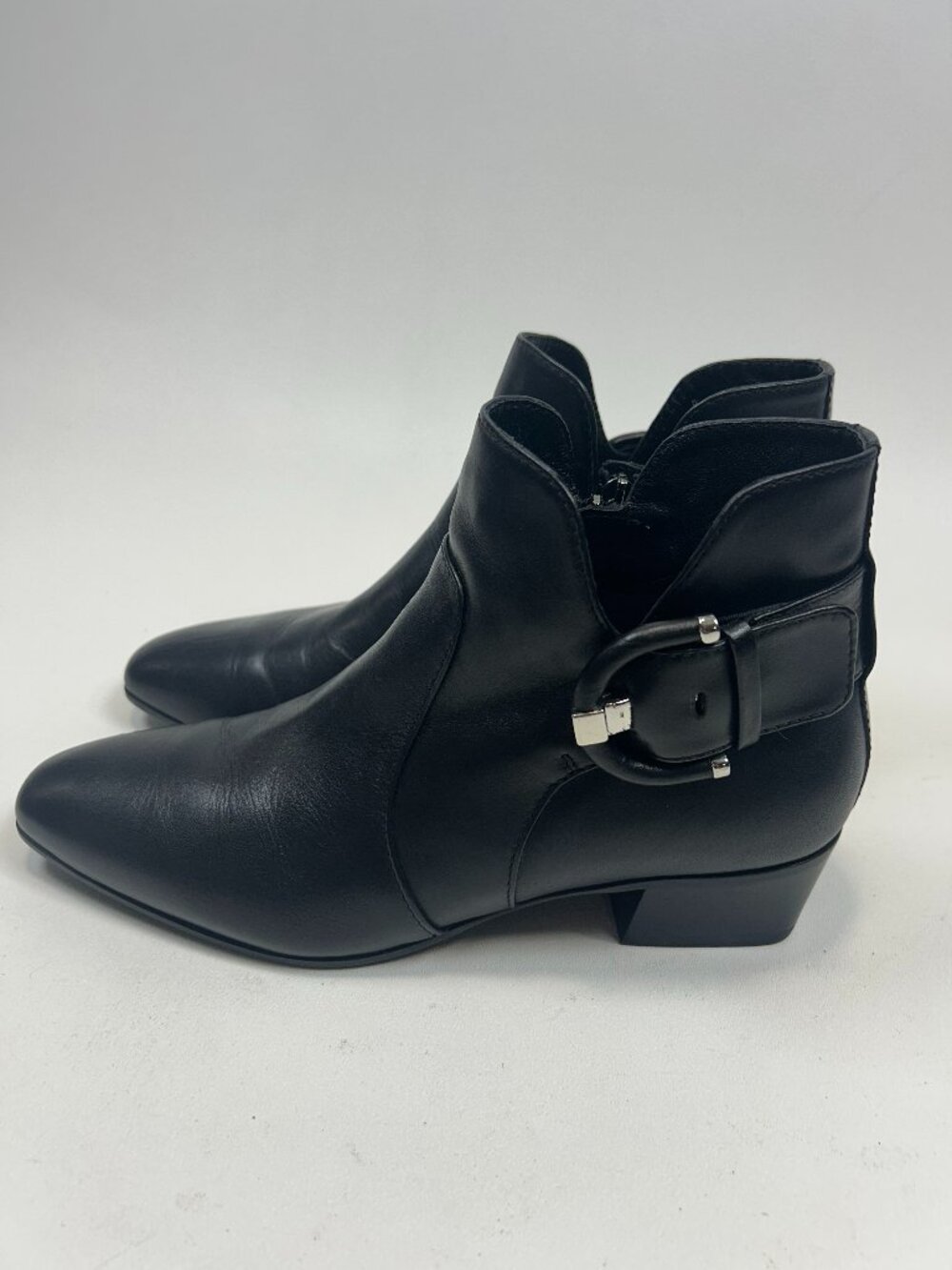AQUATALIA Fiamma Water Resistant Bootie Black Leather w/Buckle sz 9